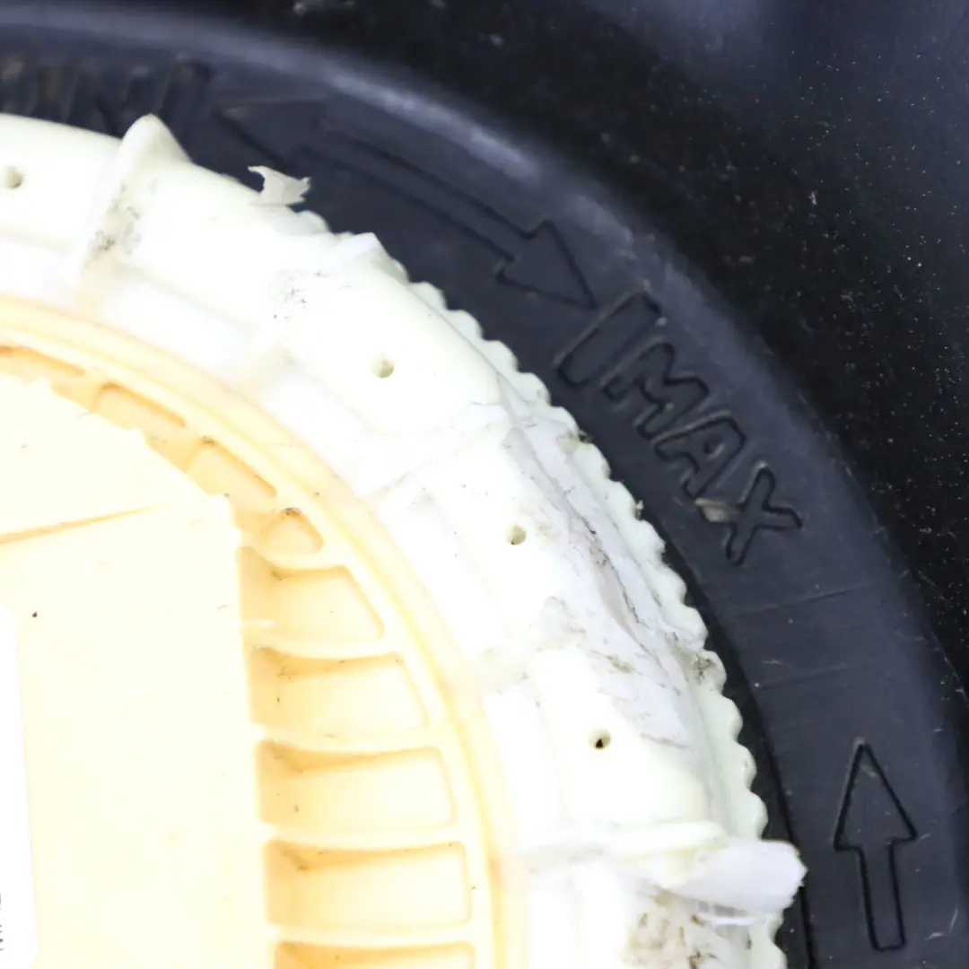 Tanque de Combustible Diesel OM642 80L Depósito para Mercedes W251 con número de pieza A2514702101 Mercedes W251 Tanque de Combustible Diesel OM642 80L Depósito - SKU A2514702101 - Número de pieza A2514702101