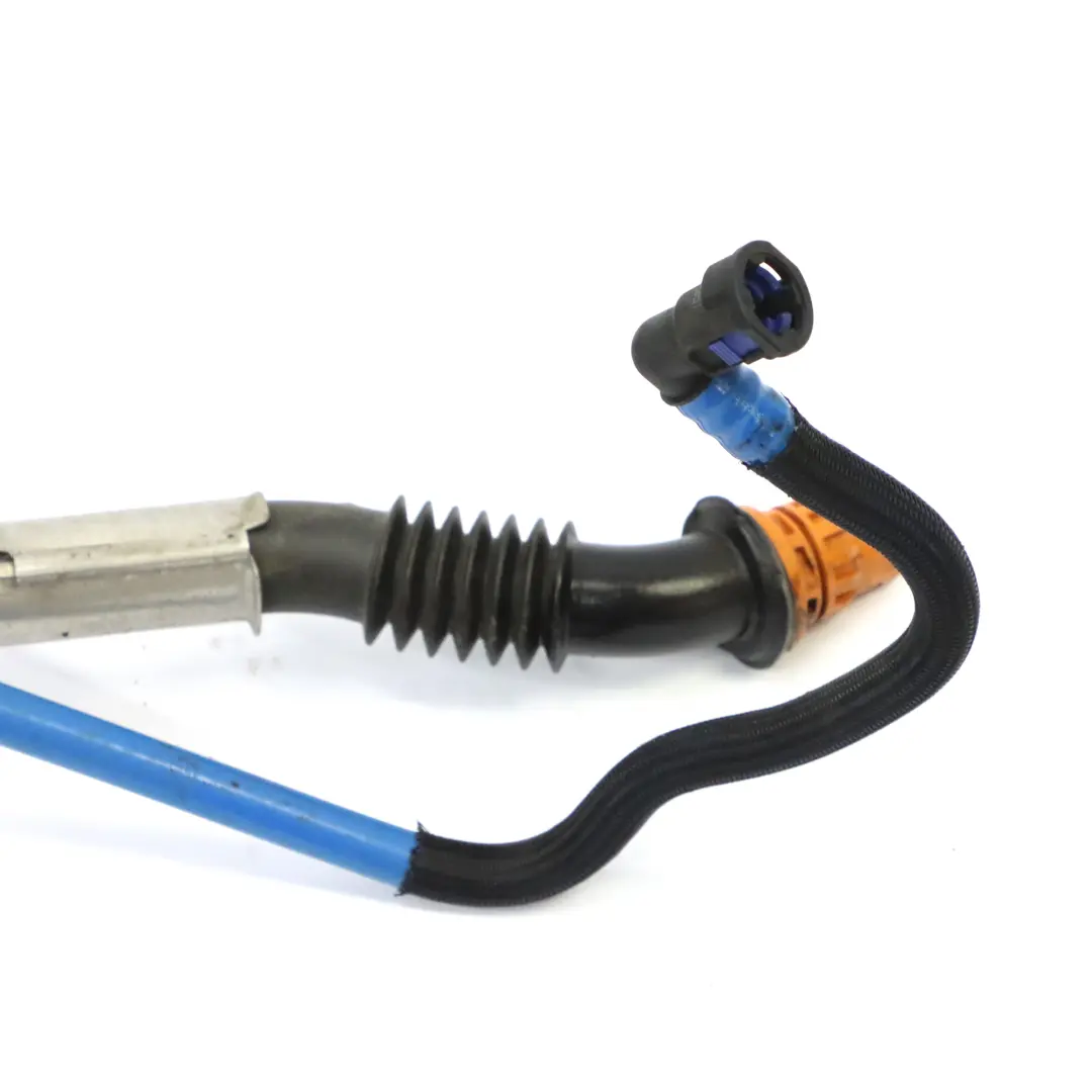 Mercedes W251 Diesel serbatoio collo tubo tappo OM642 Diesel - SKU A2514702220 - Numero di parte A2514702220