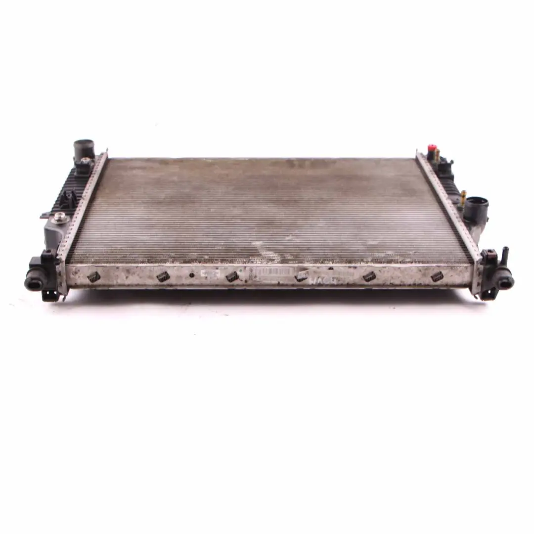 OM642 M273 Radiateur eau de refroidissement pour Mercedes W164 W251 à propos du numéro de pièce A2515000103 Mercedes W164 W251 OM642 M273 Radiateur eau de refroidissement - SKU A2515000103 - Numéro de pièce A2515000103