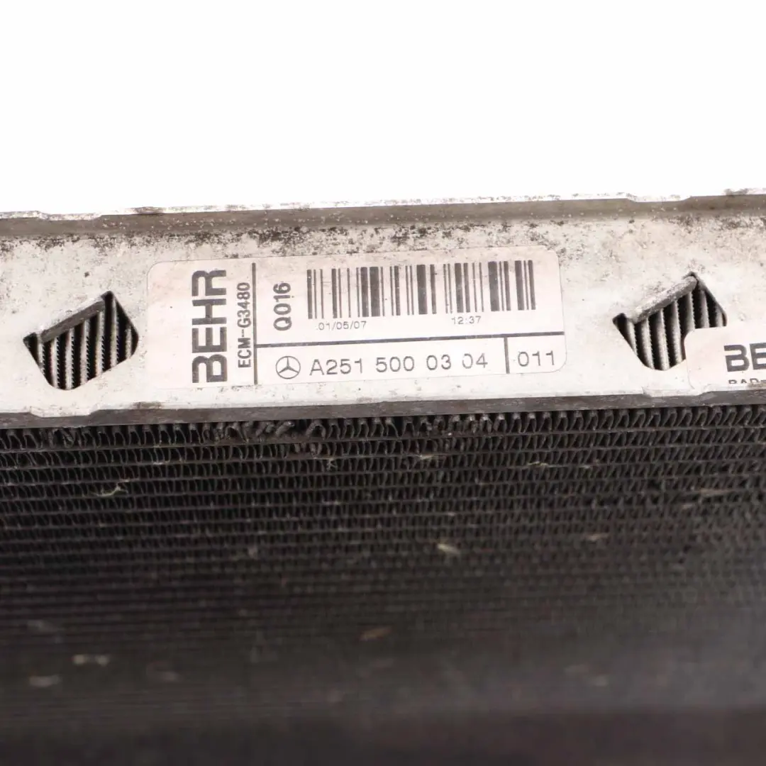 Motore Acqua Raffreddamento Radiatore A2515000304 per Mercedes ML W164 con numero di parte A2515000703 Mercedes ML W164 Motore Acqua Raffreddamento Radiatore A2515000304 - SKU A2515000703 - Numero di parte A2515000703