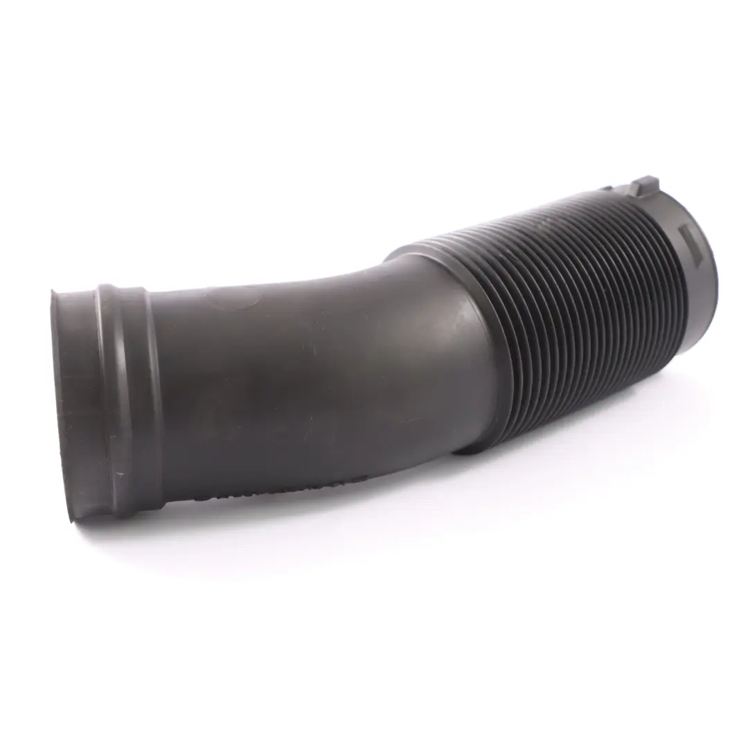 OM642 Motor Admisión de Aire Conducto Manguera Tubo para Mercedes W251 con número de pieza A2515051461 Mercedes W251 OM642 Motor Admisión de Aire Conducto Manguera Tubo - SKU A2515051461 - Número de pieza A2515051461