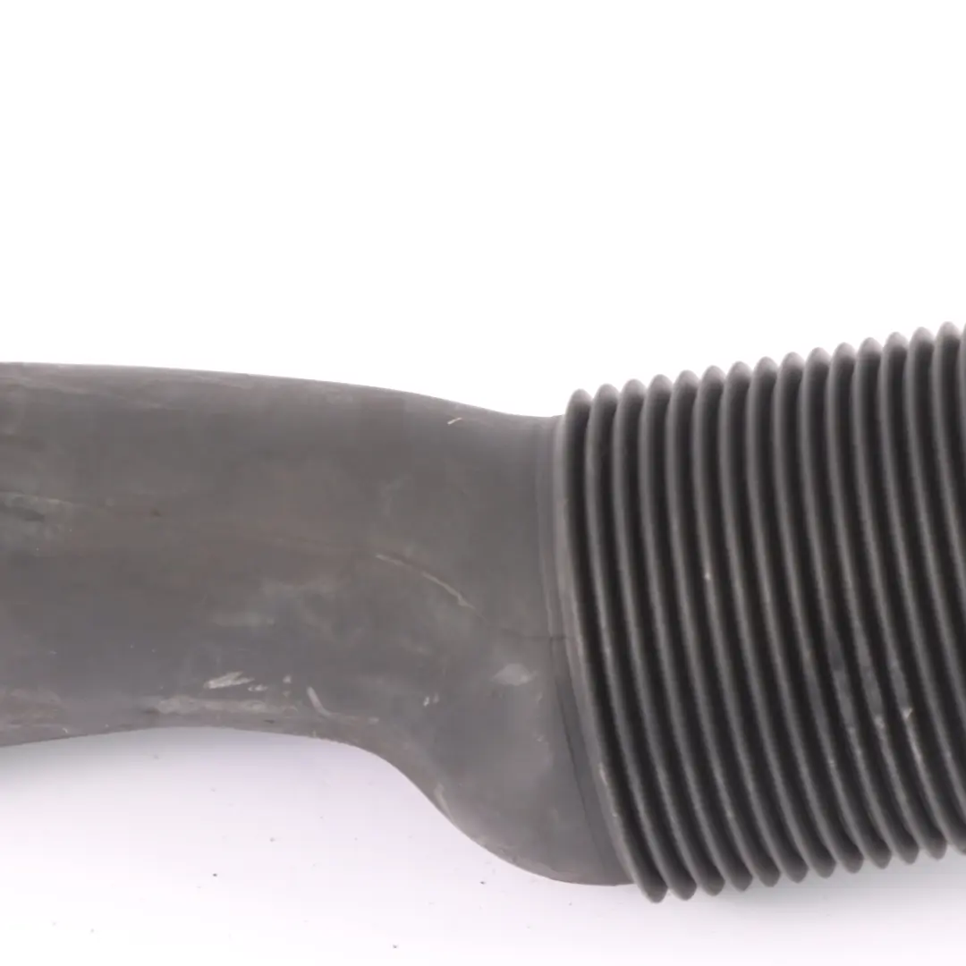 OM642 Boîte de filtre à air Conduit d'admission arrière gauche pour Mercedes W251 V6 à propos du numéro de pièce A2515051561 Mercedes W251 V6 OM642 Boîte de filtre à air Conduit d'admission arrière gauche - SKU A2515051561 - Numéro de pièce A2515051561