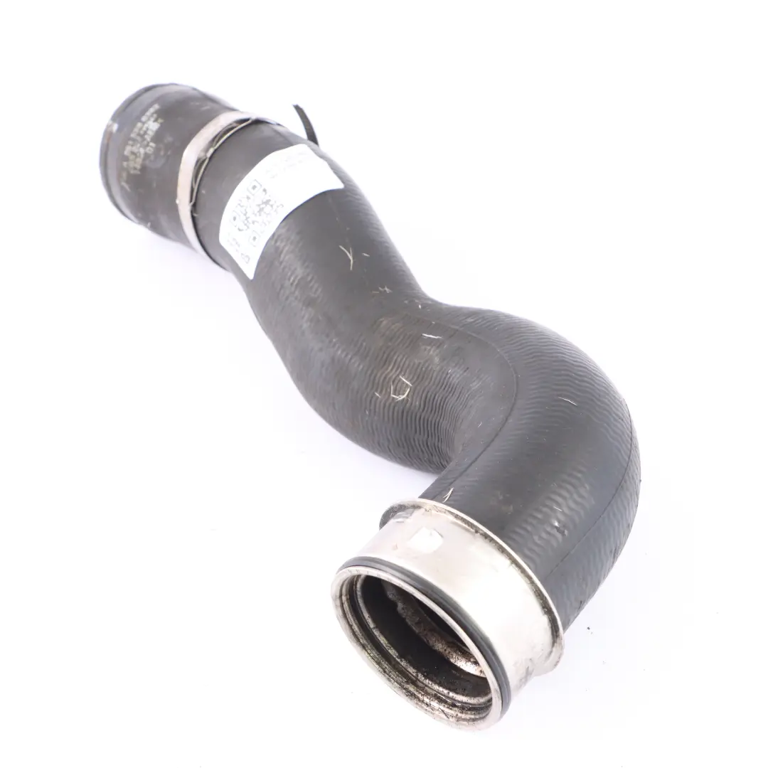 OM642 Manguera Derecha del intercooler Línea del turbocompresor para Mercedes W251 con número de pieza A2515280382 Mercedes W251 OM642 Manguera Derecha del intercooler Línea del turbocompresor - SKU A2515280382 - Número de pieza A2515280382