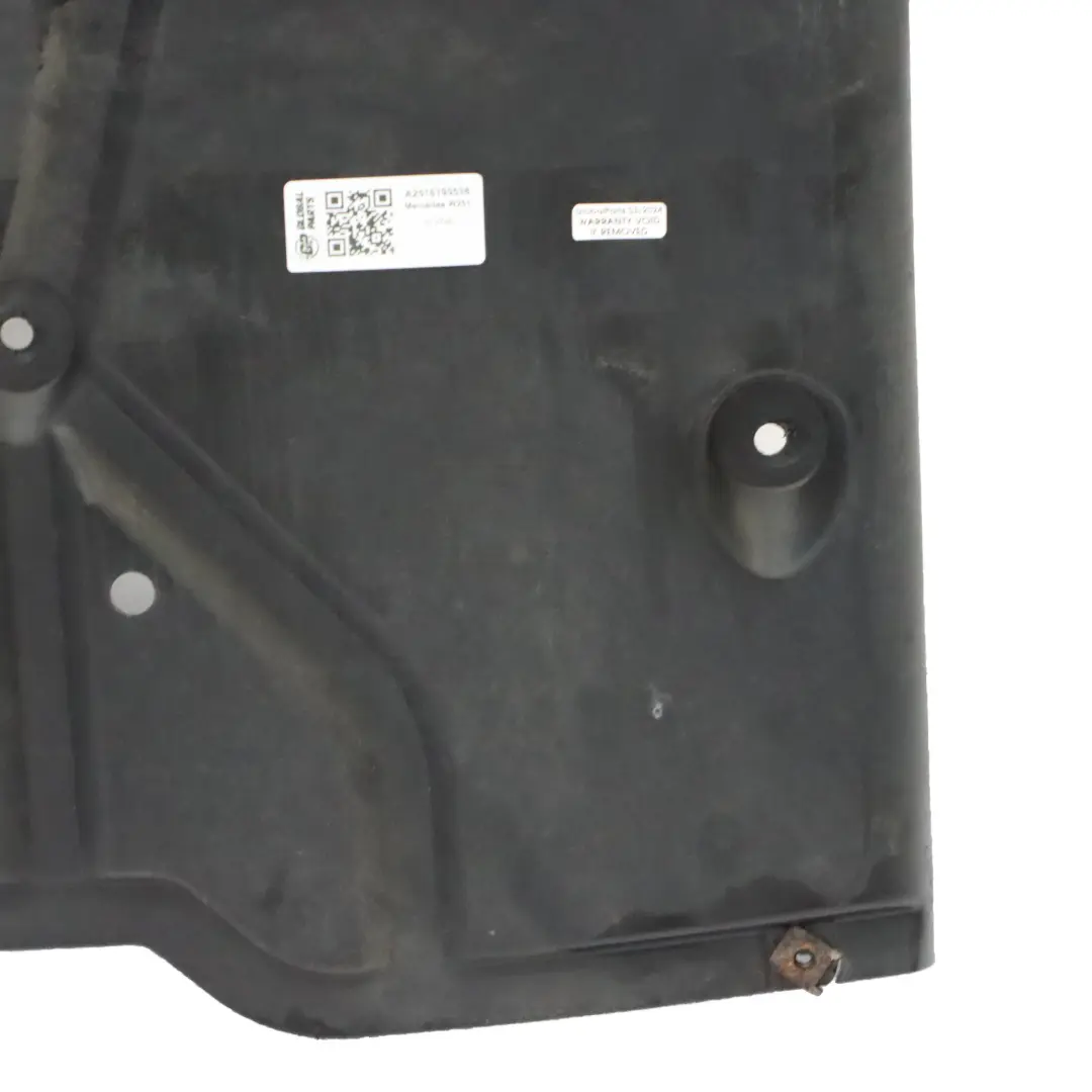 Unterbodenschutz Abdeckplatte hintere Verkleidung für Mercedes W251 mit Teilenummer A2516190538 Mercedes W251 Unterbodenschutz Abdeckplatte hintere Verkleidung - SKU A2516190538 - Teilenummer A2516190538