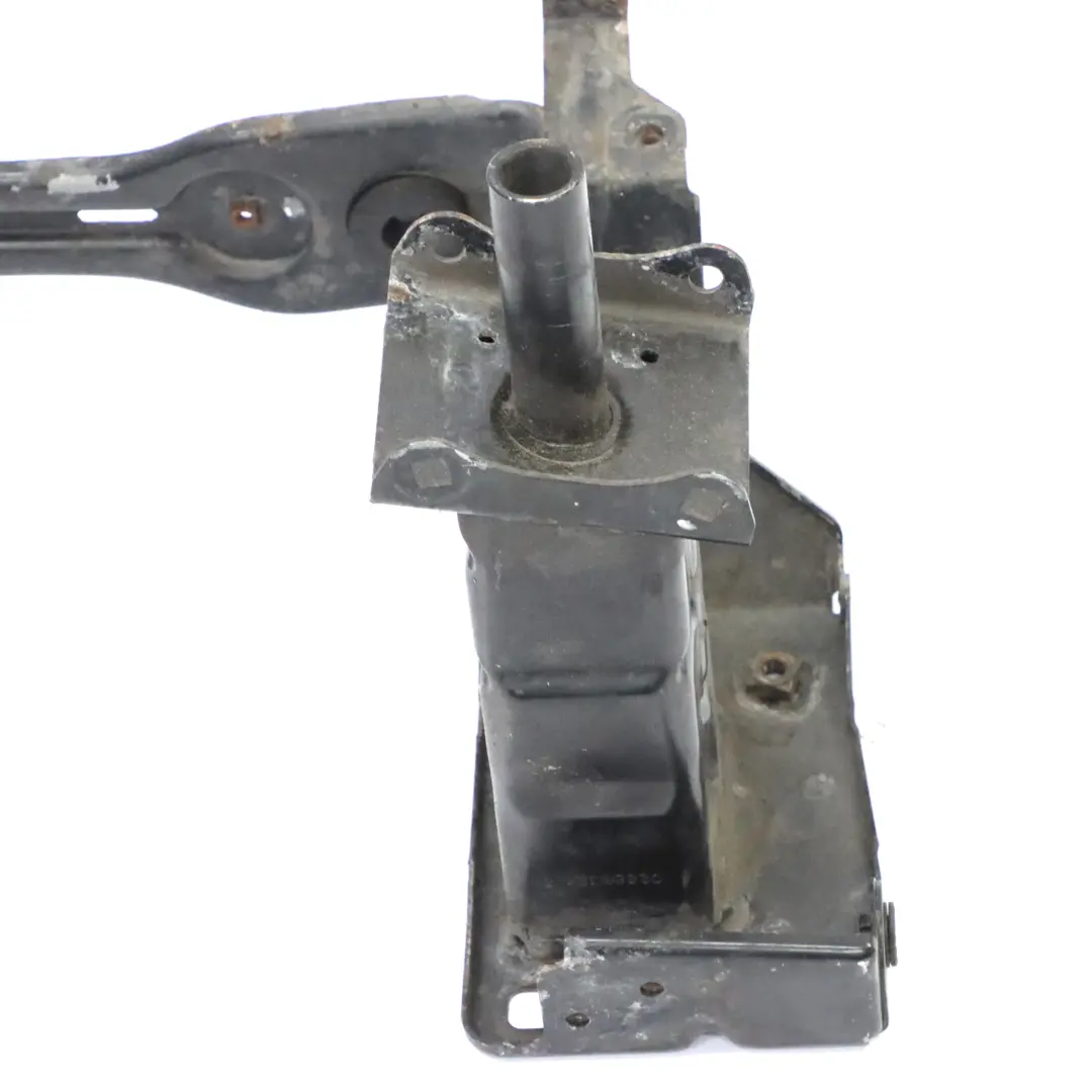 Mercedes W251 Pare-chocs avant Support de radiateur Traverse - SKU A2516201234 - Numéro de pièce A2516201234