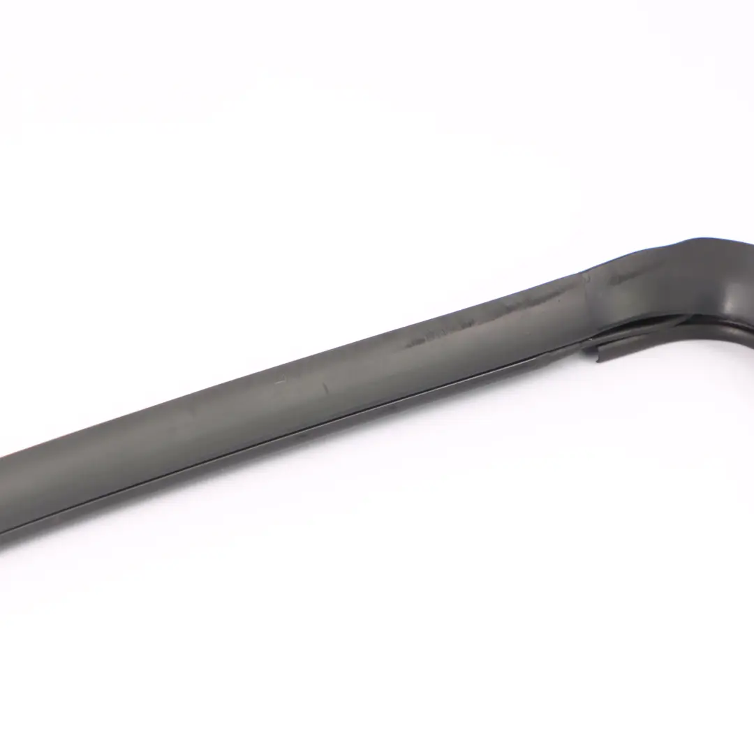 Mercedes W251 Joint de vitre de custode arrière gauche - SKU A2516702339 - Numéro de pièce A2516702339