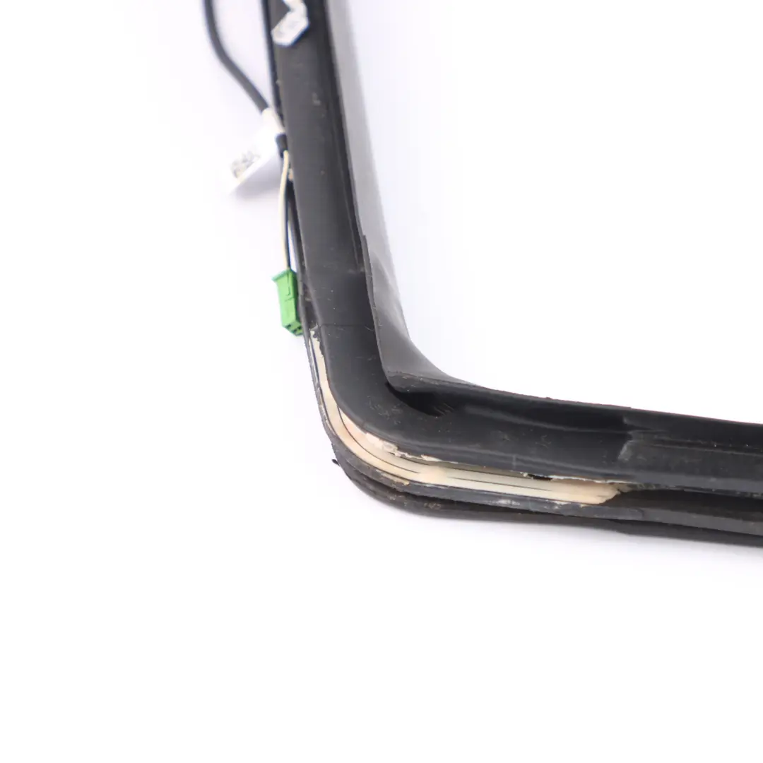 Mercedes W251 Uszczelka Szyby Karoseryjnej Prawy Tył - SKU A2516702439 - Numer Części A2516702439