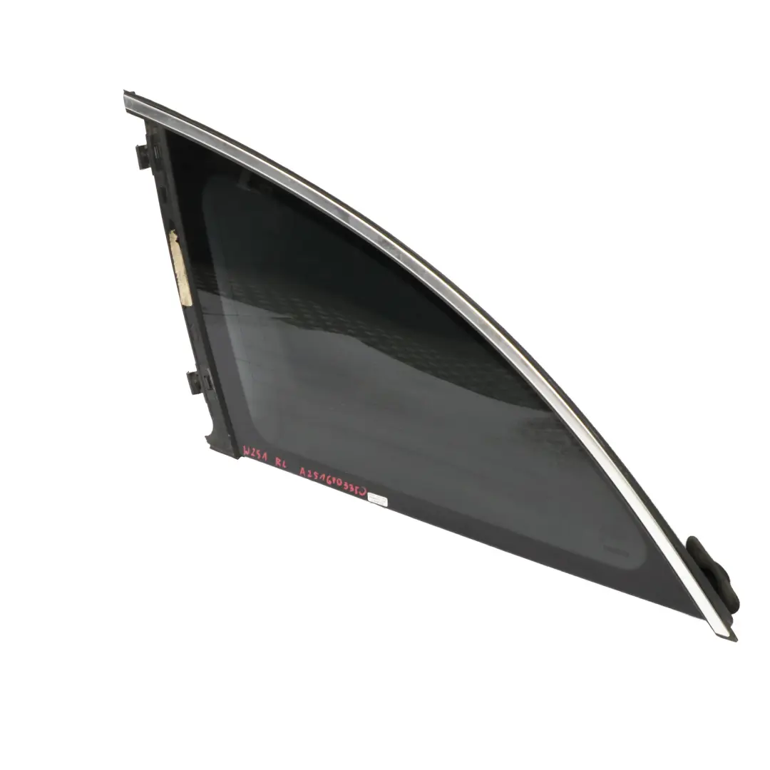 Vitre Latérale Arrière Gauche Teintée pour Mercedes W251 à propos du numéro de pièce A2516703350 Mercedes W251 Vitre Latérale Arrière Gauche Teintée - SKU A2516703350 - Numéro de pièce A2516703350