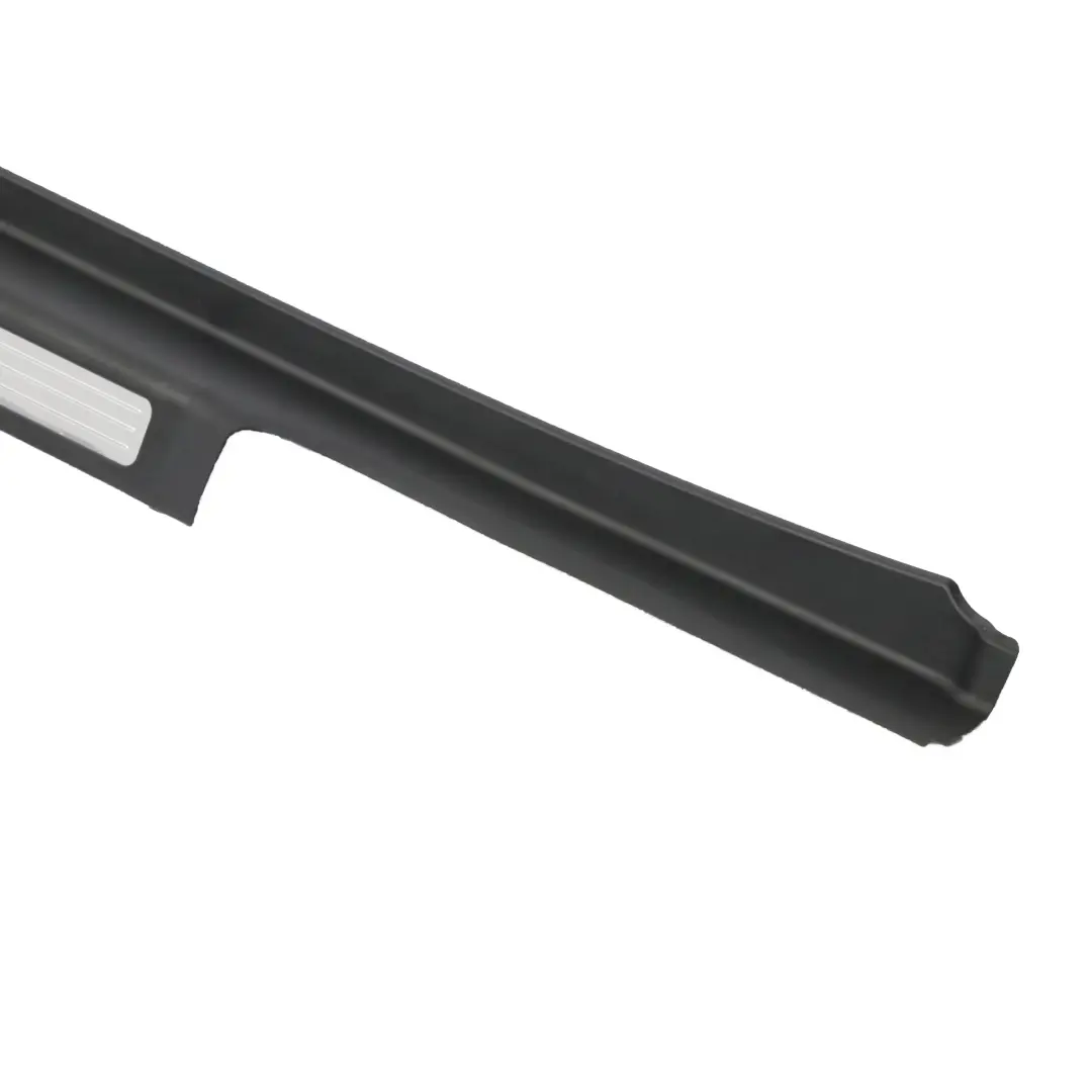 davanzale anteriore sinistro copertura ingresso A2516800335 per Mercedes W251 con numero di parte A2516800135 Mercedes W251 davanzale anteriore sinistro copertura ingresso A2516800335 - SKU A2516800135 - Numero di parte A2516800135