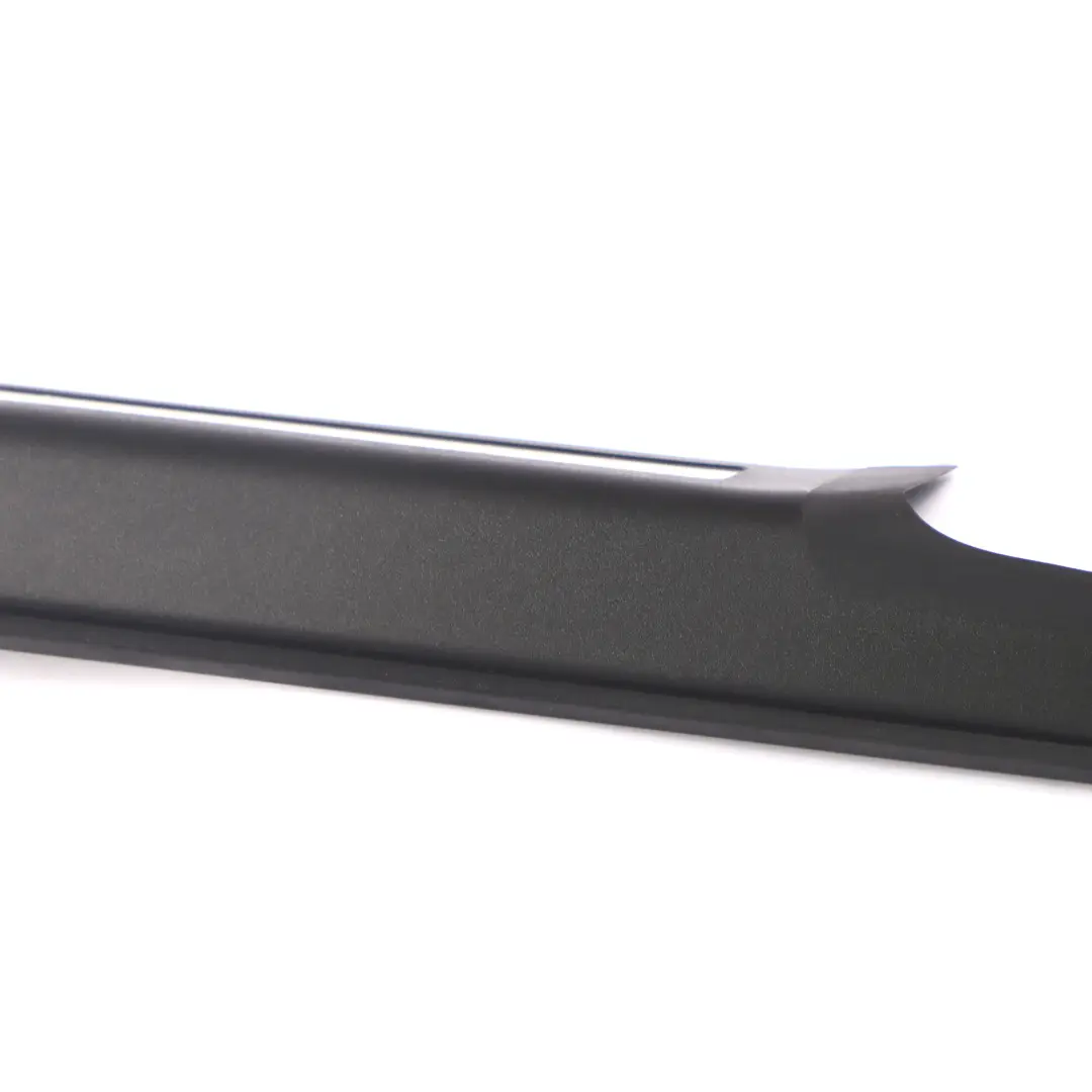 Türschweller hinten links Eingang Abdeckung Schritt für Mercedes W251 mit Teilenummer A2516800335 Mercedes W251 Türschweller hinten links Eingang Abdeckung Schritt - SKU A2516800335 - Teilenummer A2516800335