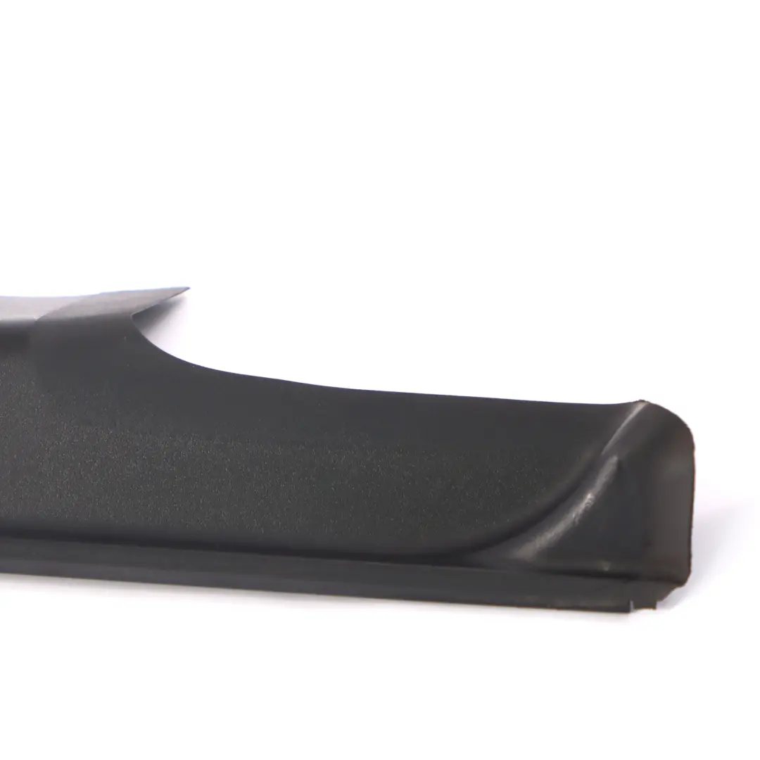 umbral puerta trasera izquierda Embellecedor Entrada para Mercedes W251 con número de pieza A2516800335 Mercedes W251 umbral puerta trasera izquierda Embellecedor Entrada - SKU A2516800335 - Número de pieza A2516800335