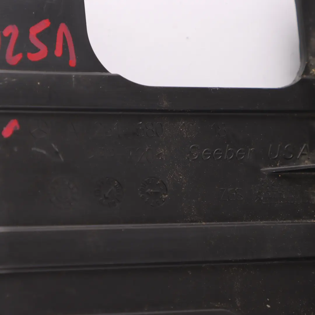 Osłona Pokrywa Akumulatora Prawa do Mercedes W251 o numerze A2516801018 Mercedes W251 Osłona Pokrywa Akumulatora Prawa - SKU A2516801018 - Numer Części A2516801018