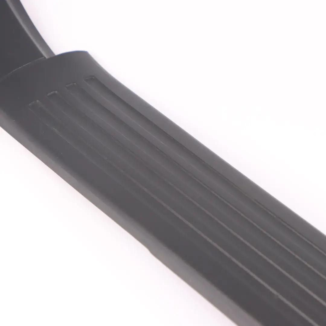 Listwa Nakładka Progowa Tylna Lewa Czarna do Mercedes W251 o numerze A2516860536 Mercedes W251 Listwa Nakładka Progowa Tylna Lewa Czarna - SKU A2516860536 - Numer Części A2516860536