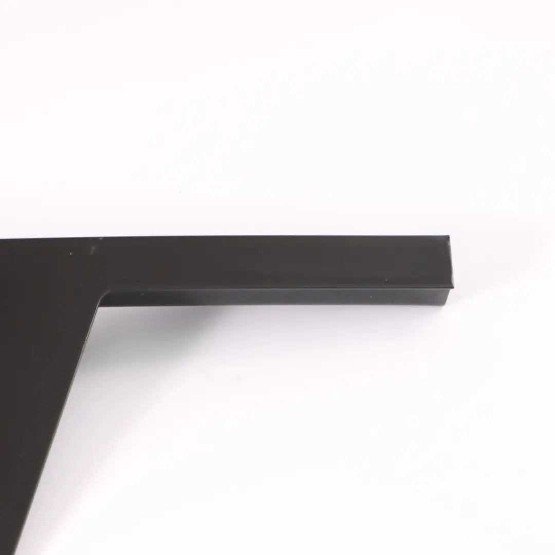 Tapa Columna Pilar B Puerta Delantera Derecha Acabado para Mercedes W251 con número de pieza A2516901489 Mercedes W251 Tapa Columna Pilar B Puerta Delantera Derecha Acabado - SKU A2516901489 - Número de pieza A2516901489