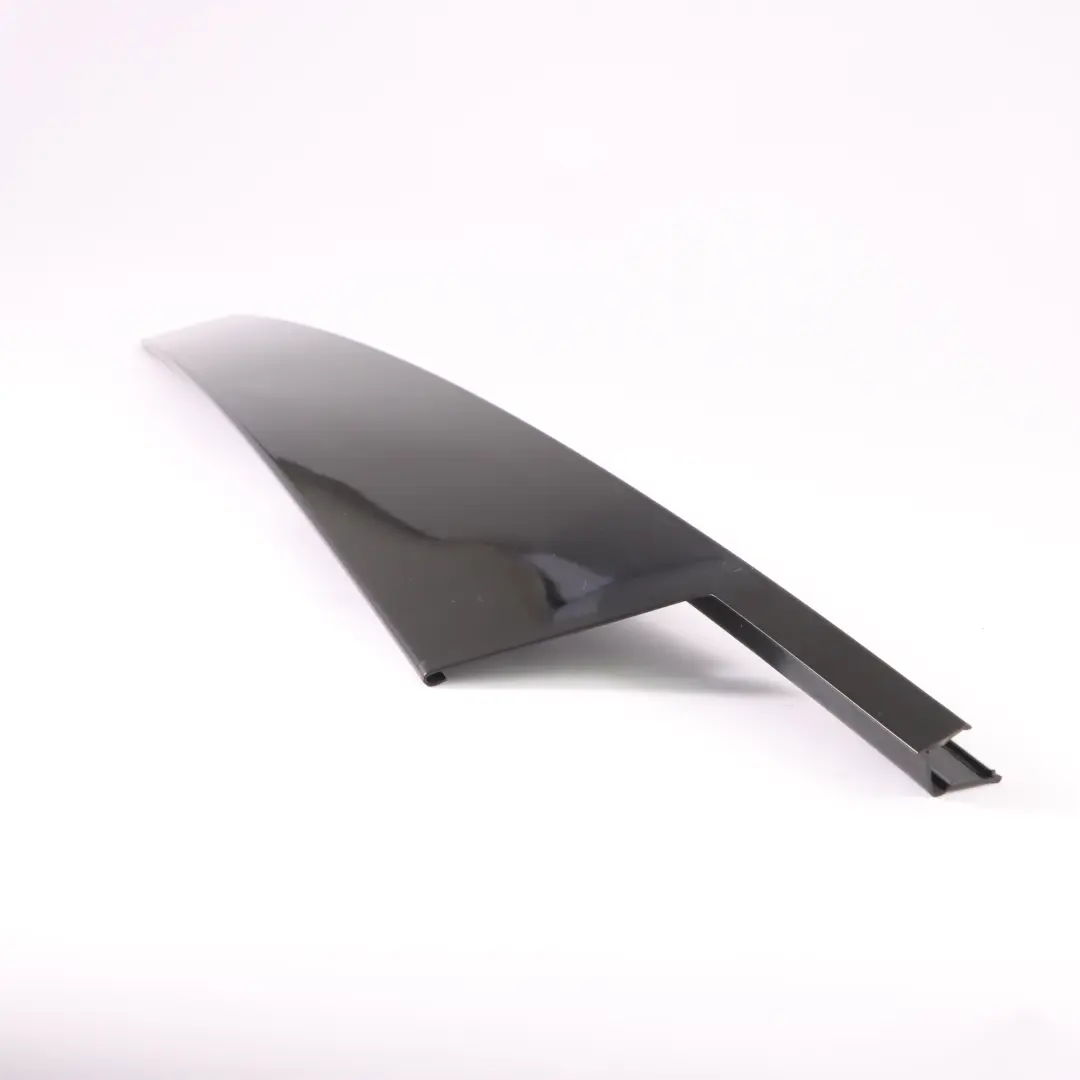 Mercedes W251 Osłona Kolumny Słupka B Drzwi Prawy Przód - SKU A2516901489 - Numer Części A2516901489