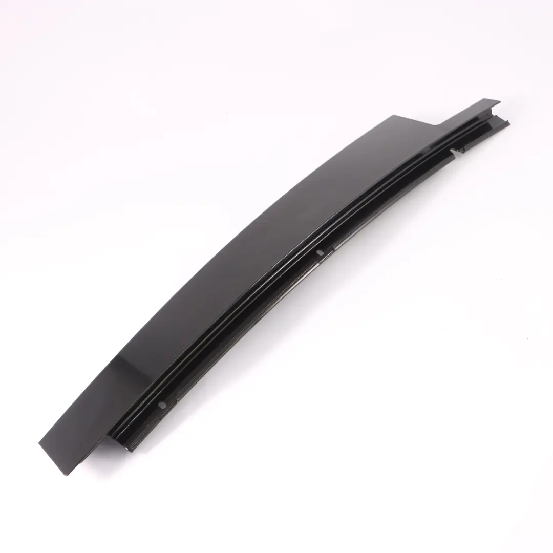 Mercedes W251 Moulure de protection de porte arrière droite - SKU A2516901689 - Numéro de pièce A2516901689