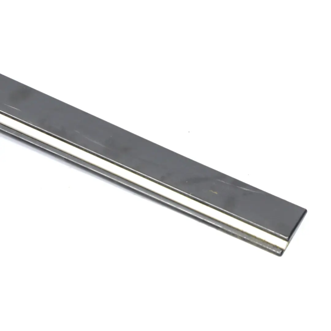  Baguette de porte Mercedes W251 Arriere gauche garniture Noir Obsidien - 197 - SKU A2516902562-OB - Numéro de pièce A2516902562