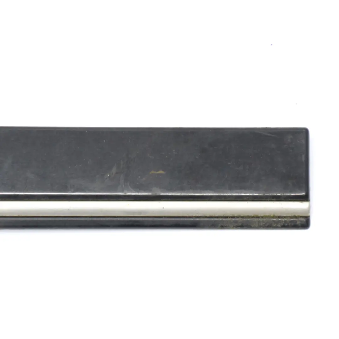 Baguette de porte Mercedes W251 Arriere gauche garniture Noir Obsidien - 197 - SKU A2516902562-OB - Numéro de pièce A2516902562