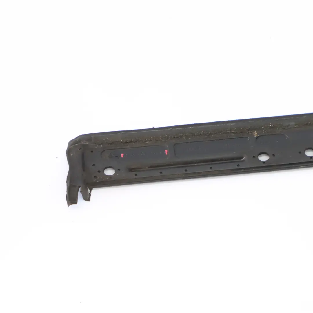 Mercedes W251 Striscia posteriore sinistra Porta GuarnizioneStrip - SKU A2516903762 - Numero di parte A2516903762