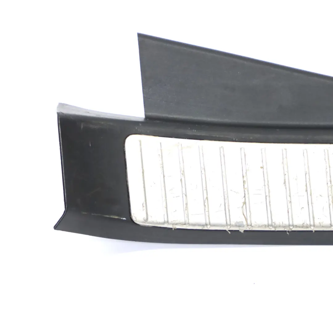 Carga Umbral Maletero Cubierta Equipaje Borde Panel para Mercedes W251 con número de pieza A2516903925 Mercedes W251 Carga Umbral Maletero Cubierta Equipaje Borde Panel - SKU A2516903925 - Número de pieza A2516903925