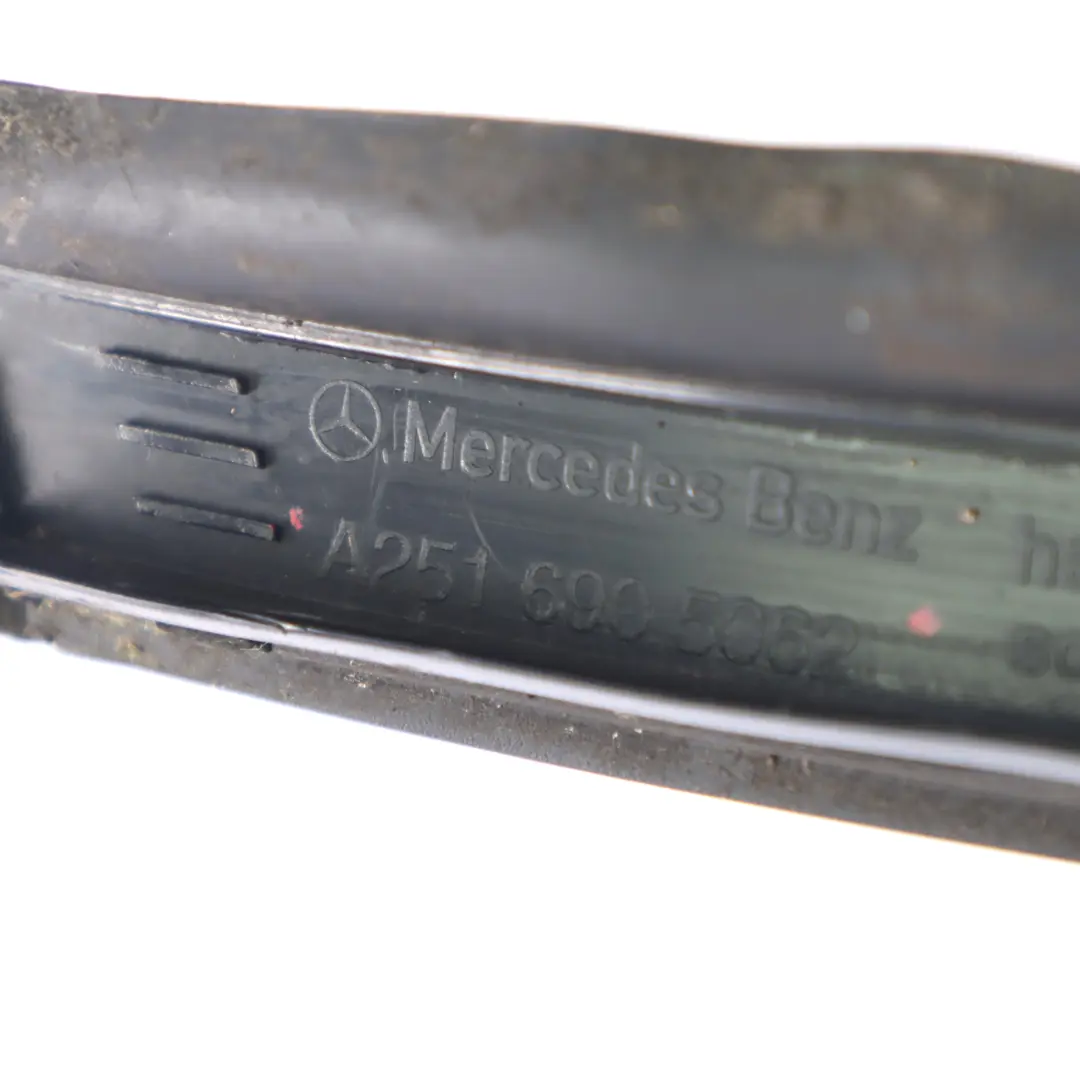 Mercedes W251 Striscia di rivestimento parabrezza anteriore destro Pannello - SKU A2516905062 - Numero di parte A2516905062