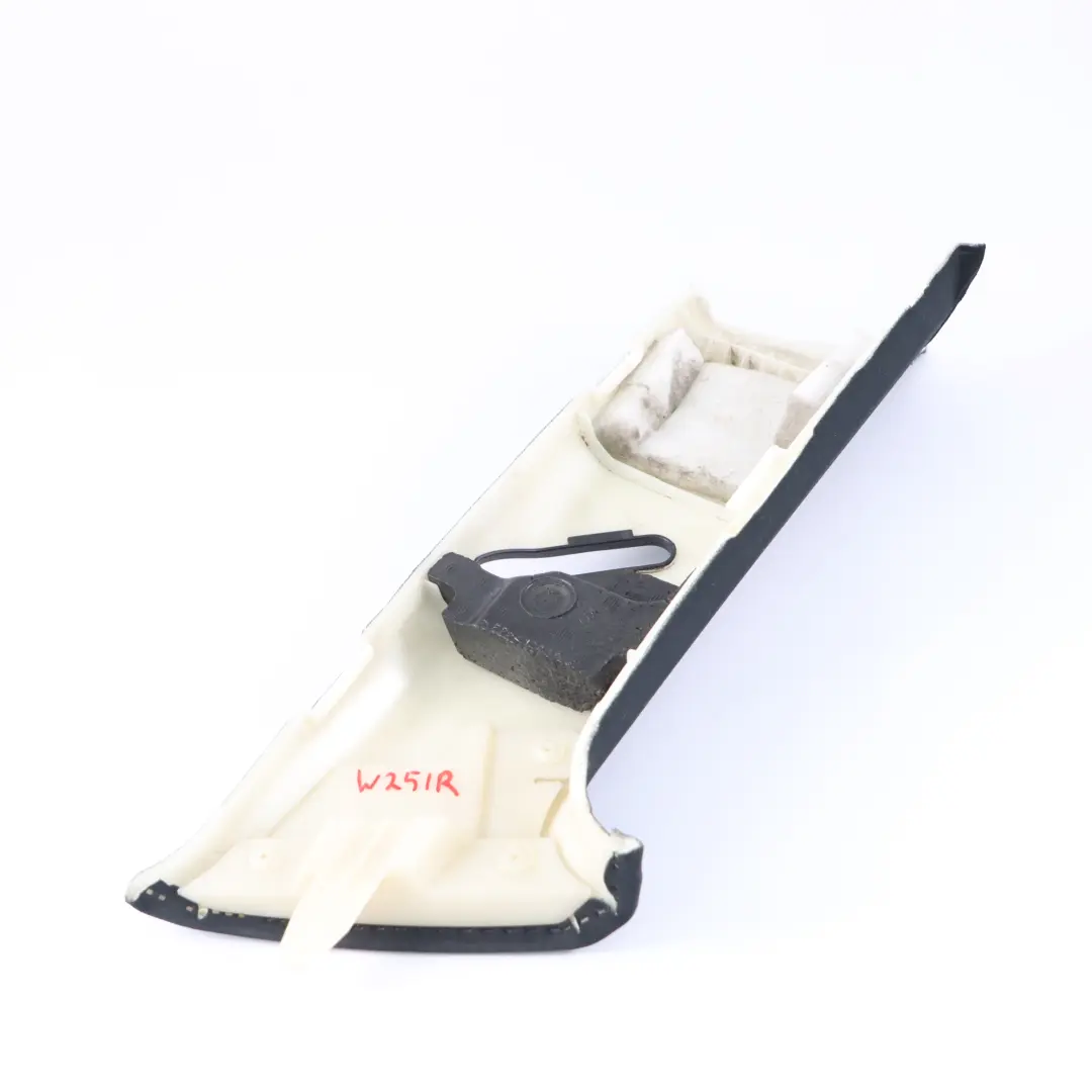  Embellecedor Mercedes W251 Pilar Interior C Trasero Derecho Negro - SKU A2516906625 - Número de pieza A2516906625