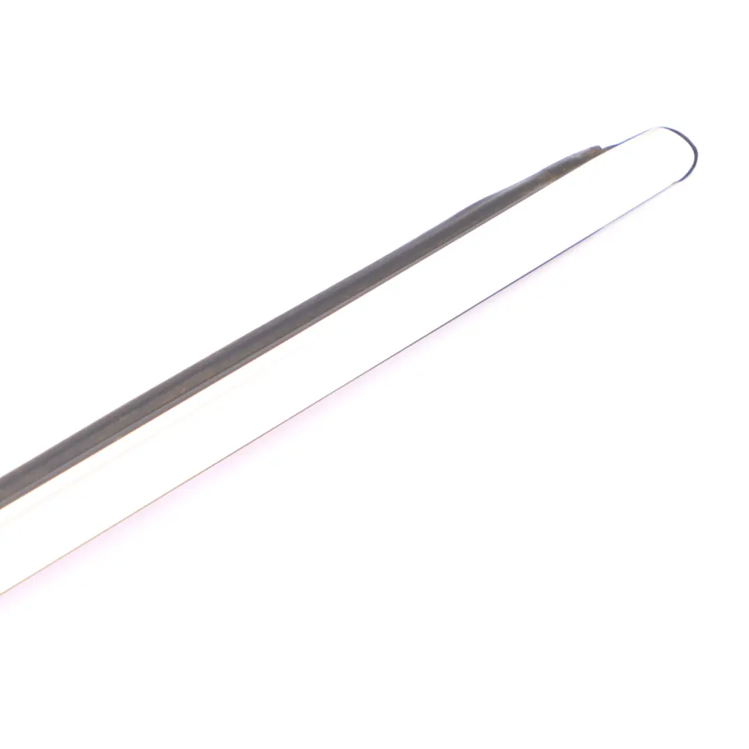 Fensterleiste Trim Bar hinten links Chrom für Mercedes W251 mit Teilenummer A2516907980 Mercedes W251 Fensterleiste Trim Bar hinten links Chrom - SKU A2516907980 - Teilenummer A2516907980