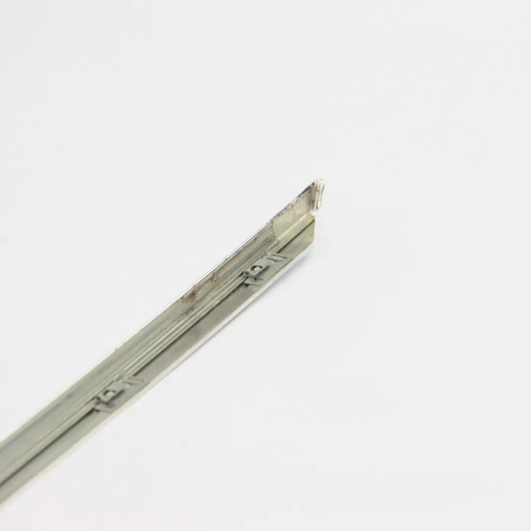 Mercedes W251 Finestrino Striscia rivestimento posteriore sinistra Cromo - SKU A2516909580 - Numero di parte A2516909580