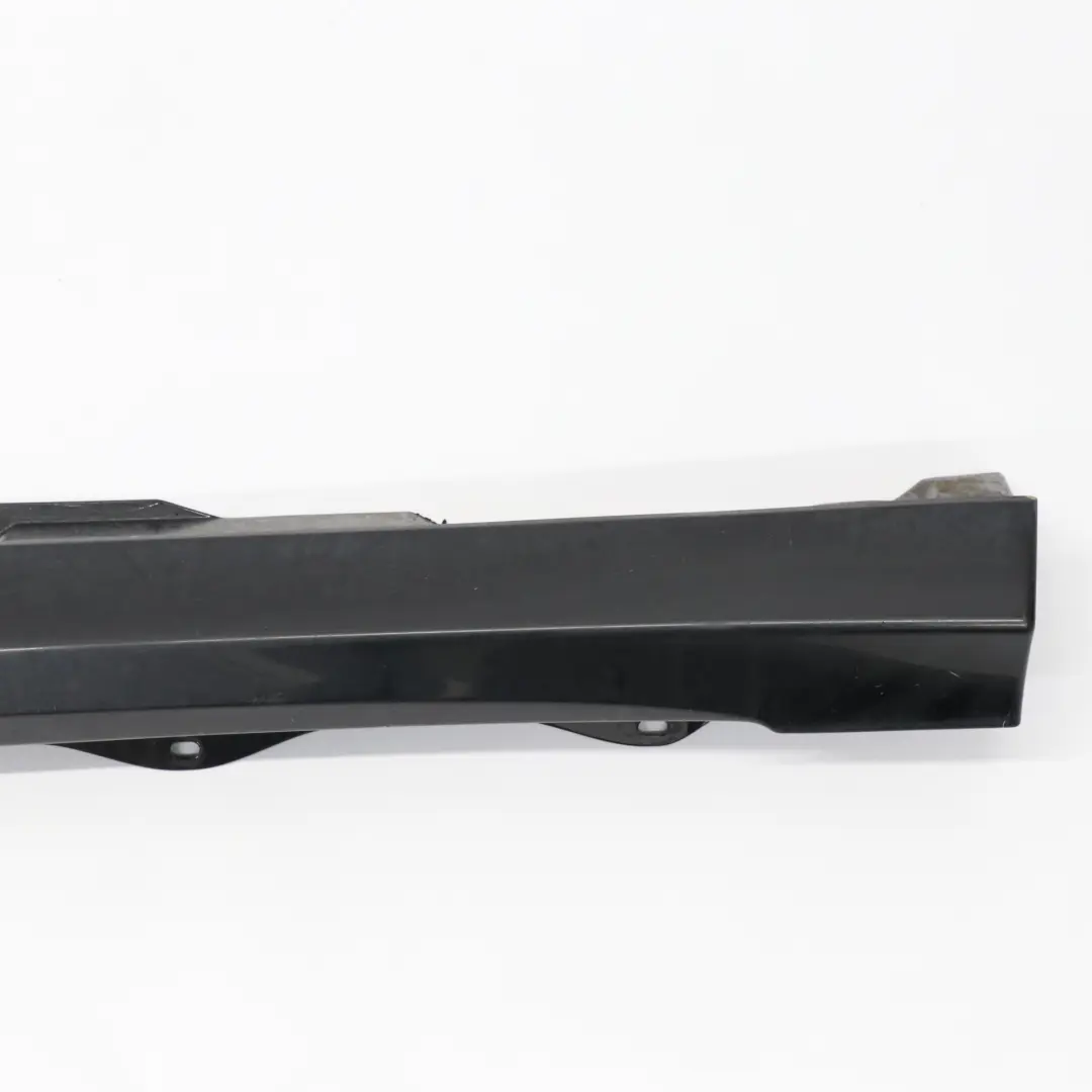 Seitenschweller Türschweller links Obsidianschwarz Metallic - 197 für Mercedes W251 mit Teilenummer A2516980354 Mercedes W251 Seitenschweller Türschweller links Obsidianschwarz Metallic - 197 - SKU A2516980354-OB - Teilenummer A2516980354