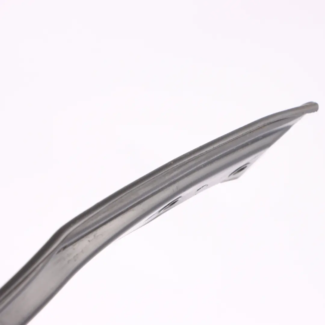 Tira Delantera Izquierda Marco Sellado Puerta para Mercedes W251 con número de pieza A2517200578 Mercedes W251 Tira Delantera Izquierda Marco Sellado Puerta - SKU A2517200578 - Número de pieza A2517200578