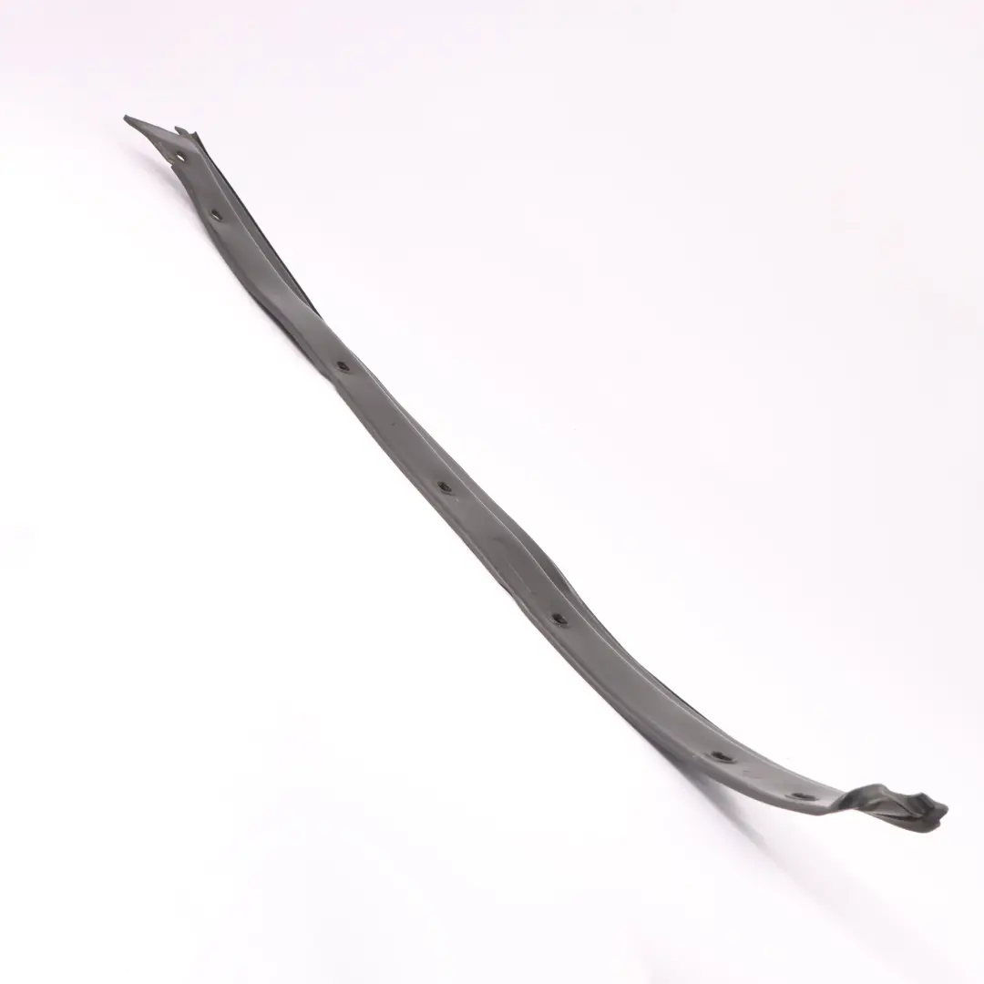 Cadre d'étanchéité de la porte avant droite pour Mercedes W251 à propos du numéro de pièce A2517200678 Mercedes W251 Cadre d'étanchéité de la porte avant droite - SKU A2517200678 - Numéro de pièce A2517200678