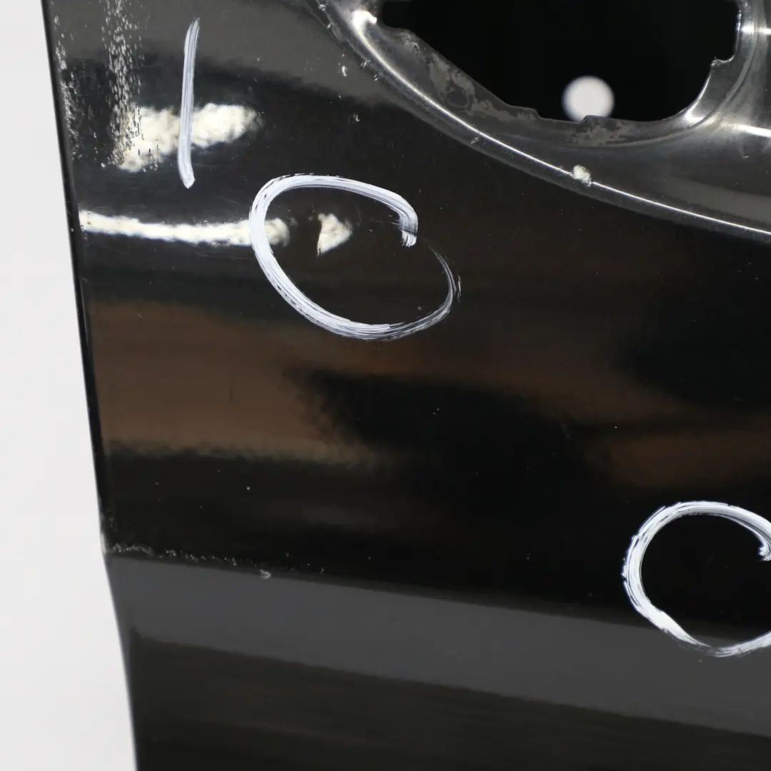 Puerta Delantera Derecha Negro Obsidiana Metalizado - 197 para Mercedes W251 con número de pieza A2517201005 Mercedes W251 Puerta Delantera Derecha Negro Obsidiana Metalizado - 197 - SKU A2517201005-OB - Número de pieza A2517201005