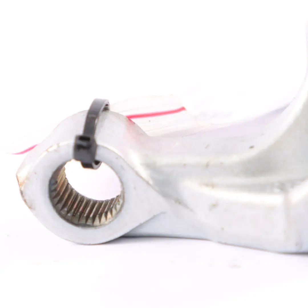 Cerniera porta anteriore posteriore destra Iridium Silver 775 per Mercedes ML W164 con numero di parte A2517201437 Mercedes ML W164 Cerniera porta anteriore posteriore destra Iridium Silver 775 - SKU A2517201437-IRS - Numero di parte A2517201437