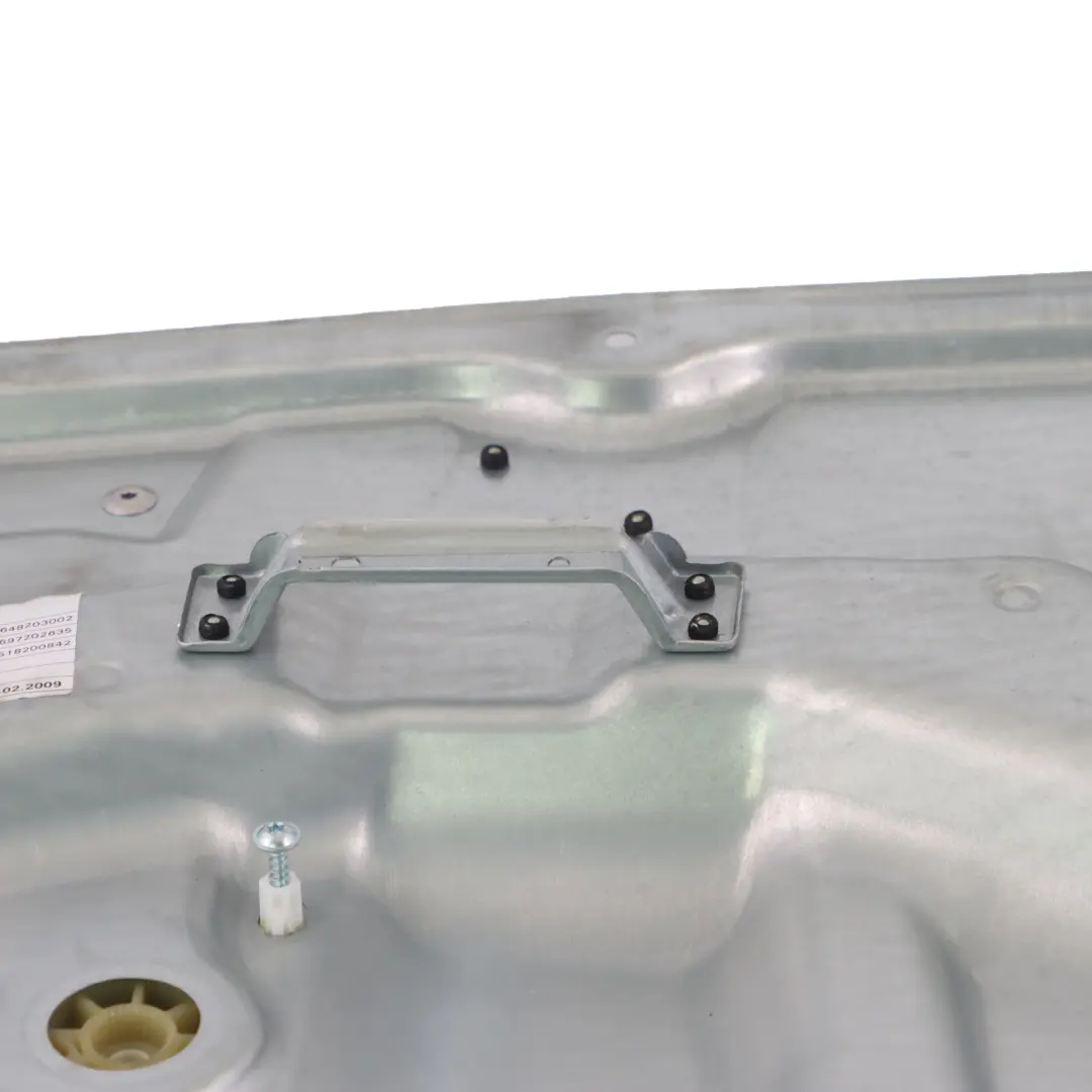 Lève-vitre Mécanisme Porte Avant Droite pour Mercedes W251 à propos du numéro de pièce A2517201679 Mercedes W251 Lève-vitre Mécanisme Porte Avant Droite - SKU A2517201679 - Numéro de pièce A2517201679