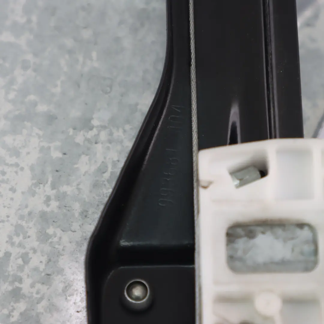 Lève-vitre Mécanisme Porte Avant Droite pour Mercedes W251 à propos du numéro de pièce A2517201679 Mercedes W251 Lève-vitre Mécanisme Porte Avant Droite - SKU A2517201679 - Numéro de pièce A2517201679