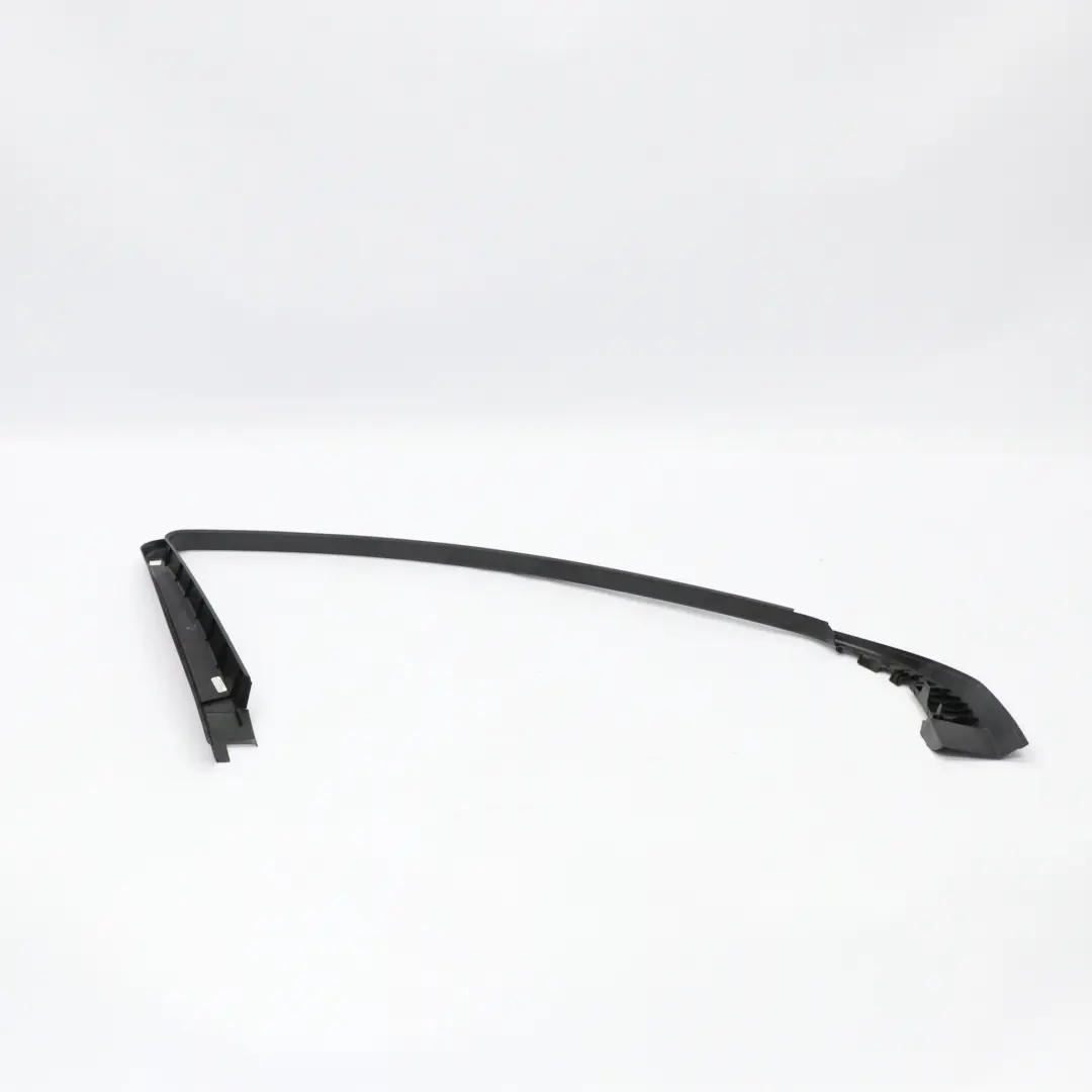 Mercedes W251 Encadrement de fenêtre de porte avant droite noir - SKU A2517250271 - Numéro de pièce A2517250271