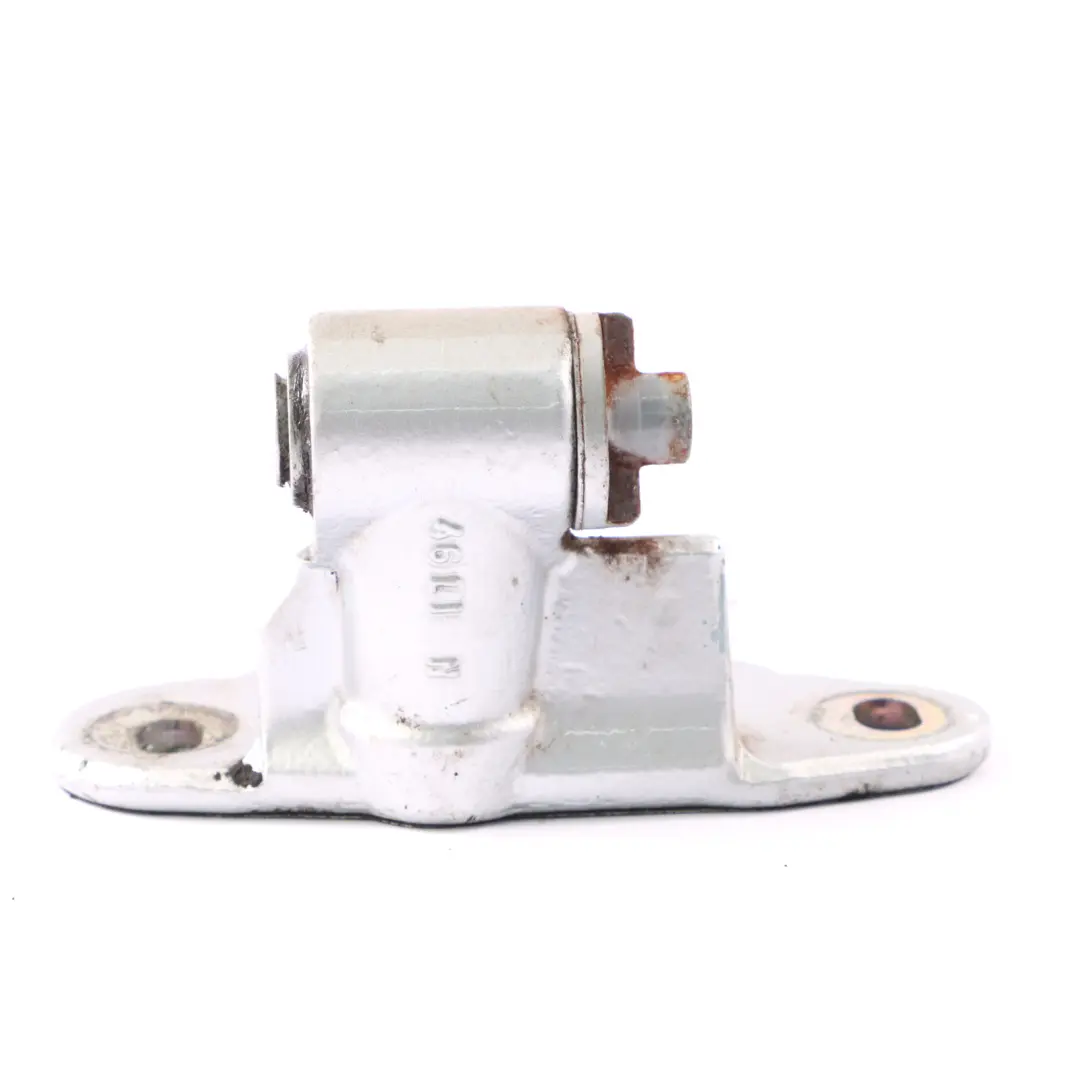 Bisagra Puerta Trasera Izquierda Iridium Silver Metallic - 775 para Mercedes ML W164 con número de pieza A2517300337 Mercedes ML W164 Bisagra Puerta Trasera Izquierda Iridium Silver Metallic - 775 - SKU A2517300337-IRS - Número de pieza A2517300337