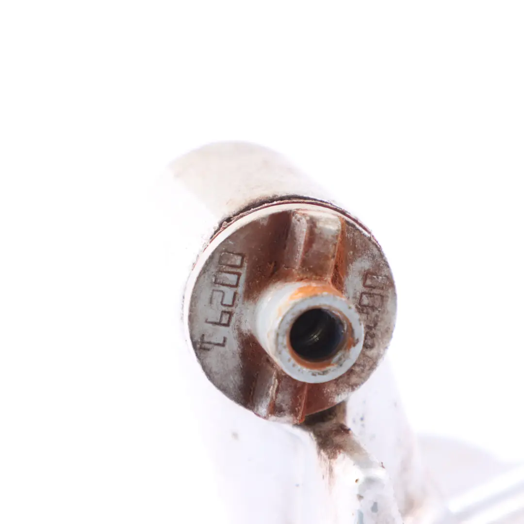 Cerniera porta posteriore sinistra Iridium Silver Metallic - 775 per Mercedes W164 con numero di parte A2517300337 Mercedes W164 Cerniera porta posteriore sinistra Iridium Silver Metallic - 775 - SKU A2517300337-IRS - Numero di parte A2517300337