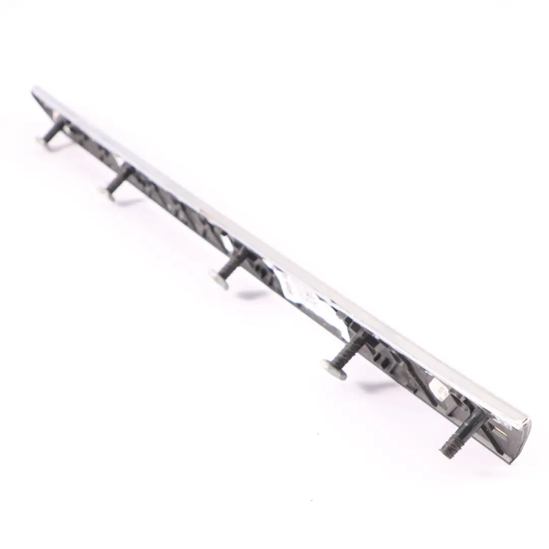 Listwa Ozdobna Drzwi Listwa Prawy Tył Drewno do Mercedes W251 o numerze A2517301822 Mercedes W251 Listwa Ozdobna Drzwi Listwa Prawy Tył Drewno - SKU A2517301822 - Numer Części A2517301822