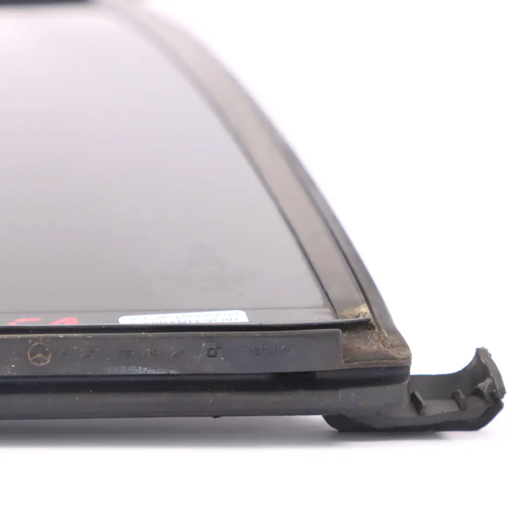 Vetro della porta posteriore destra colorati AS3 per Mercedes W251 con numero di parte A2517302455 Mercedes W251 Vetro della porta posteriore destra colorati AS3 - SKU A2517302455 - Numero di parte A2517302455