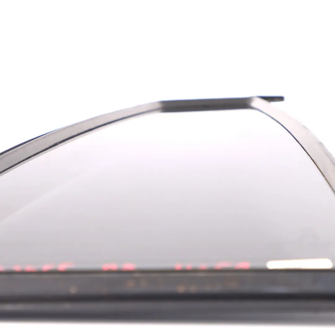 Vitrage Arrière Porte Droite Vitrage Teinté AS3 pour Mercedes W251 à propos du numéro de pièce A2517302455 Mercedes W251 Vitrage Arrière Porte Droite Vitrage Teinté AS3 - SKU A2517302455 - Numéro de pièce A2517302455