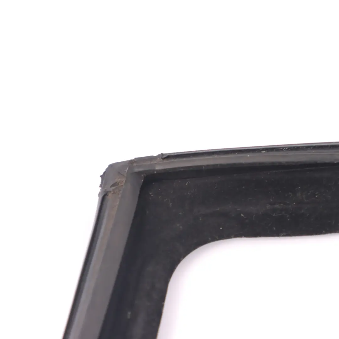 Mercedes W251 Fensterdichtung Tür hinten links Dichtung Rahmen - SKU A2517350825 - Teilenummer A2517350825