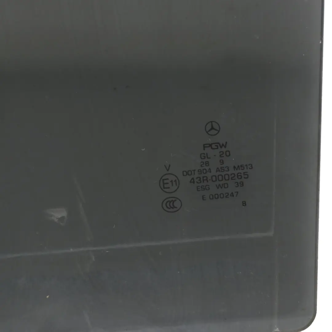 Szyba Lewy Tył Przyciemniana do Mercedes W251 o numerze A2517350910 Mercedes W251 Szyba Lewy Tył Przyciemniana - SKU A2517350910 - Numer Części A2517350910