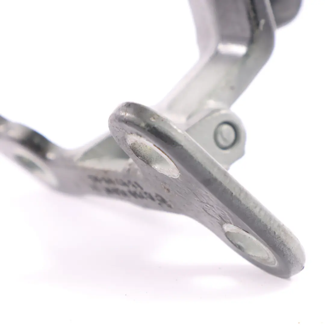 Cerniera portellone Boot Trunk destra Obsidian Black Metallic 197 per Mercedes W251 con numero di parte A2517400100 Mercedes W251 Cerniera portellone Boot Trunk destra Obsidian Black Metallic 197 - SKU A2517400100-OB - Numero di parte A2517400100