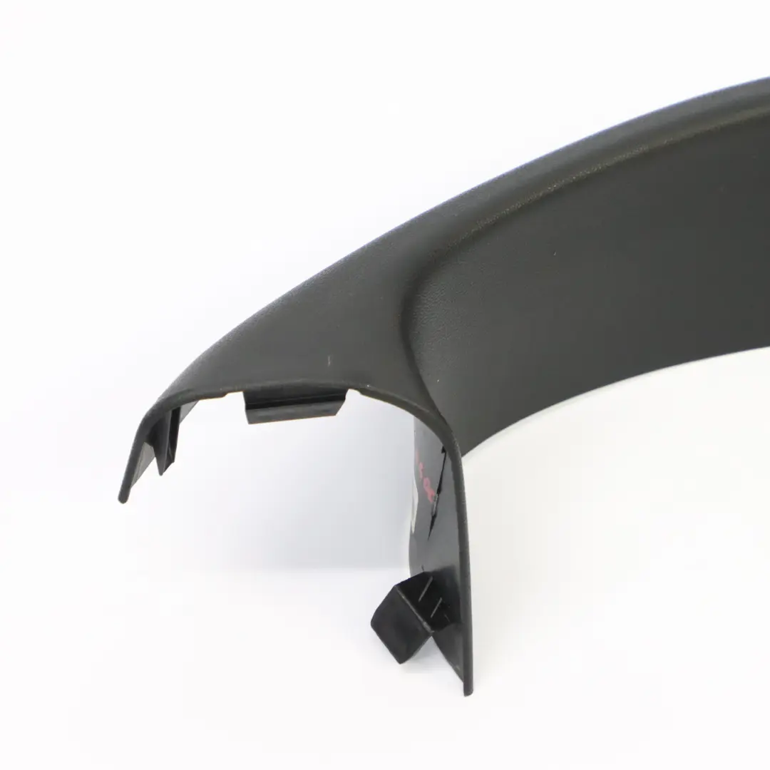 Coperchio baule bagagliaio Trim superiore destro nero A2517400270 per Mercedes W251 con numero di parte A2517400400 Mercedes W251 Coperchio baule bagagliaio Trim superiore destro nero A2517400270 - SKU A2517400400 - Numero di parte A2517400400