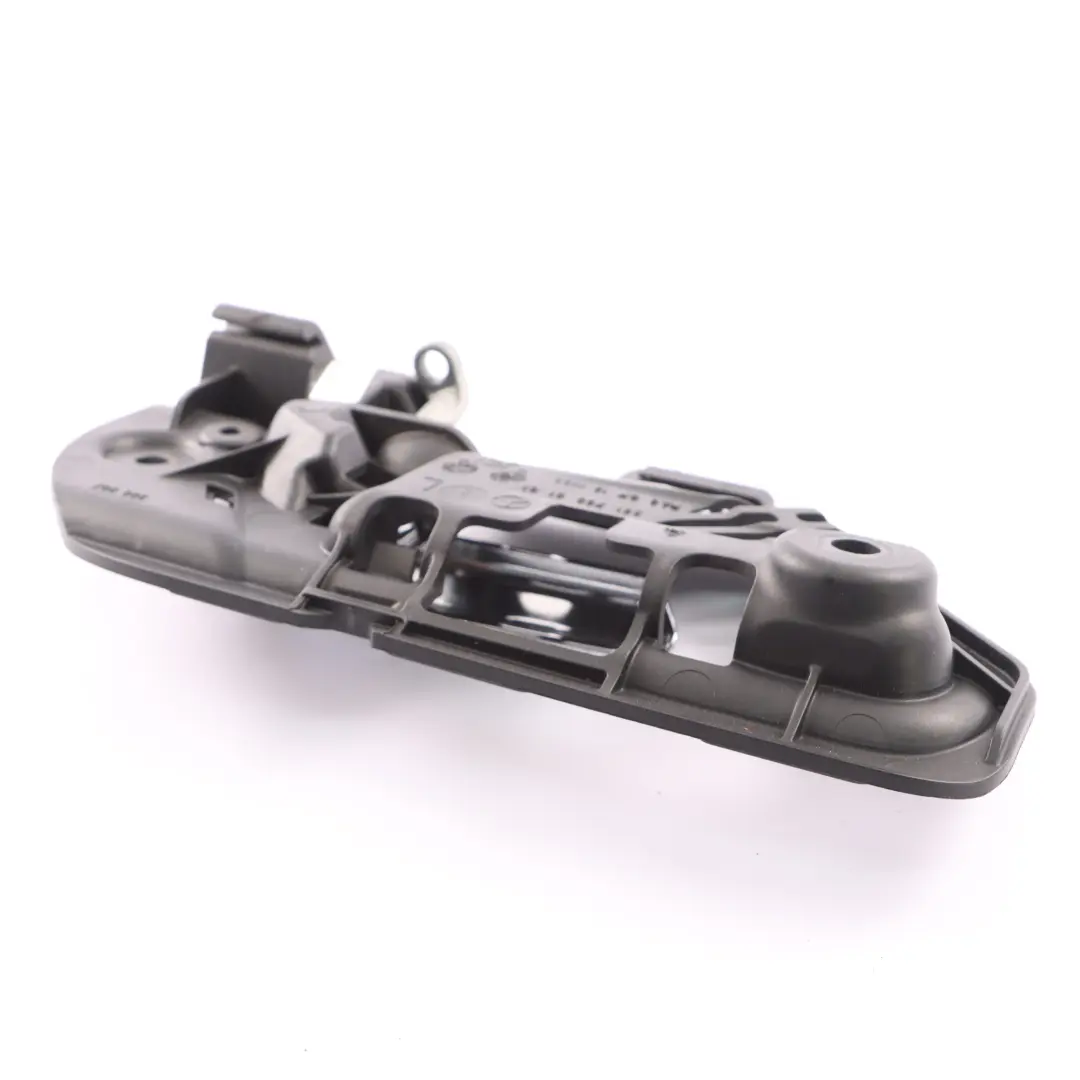 Poignée de porte intérieure Mercedes W251 Porte avant gauche pour à propos du numéro de pièce A2517600161 Poignée de porte intérieure Mercedes W251 Porte avant gauche - SKU A2517600161 - Numéro de pièce A2517600161