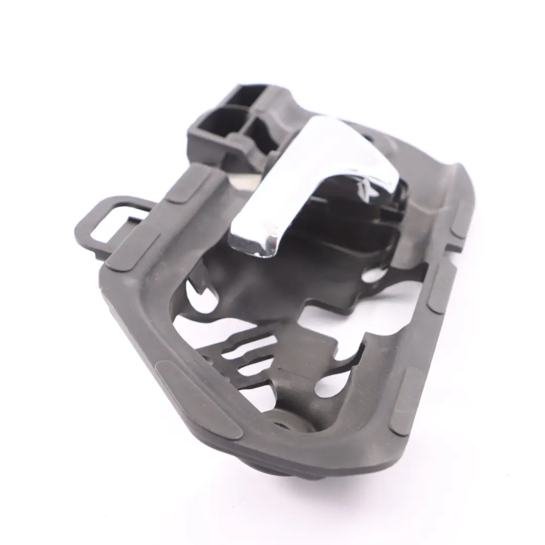 Maniglia porta interna Mercedes W251 Porta anteriore sinistra per con numero di parte A2517600161 Maniglia porta interna Mercedes W251 Porta anteriore sinistra - SKU A2517600161 - Numero di parte A2517600161