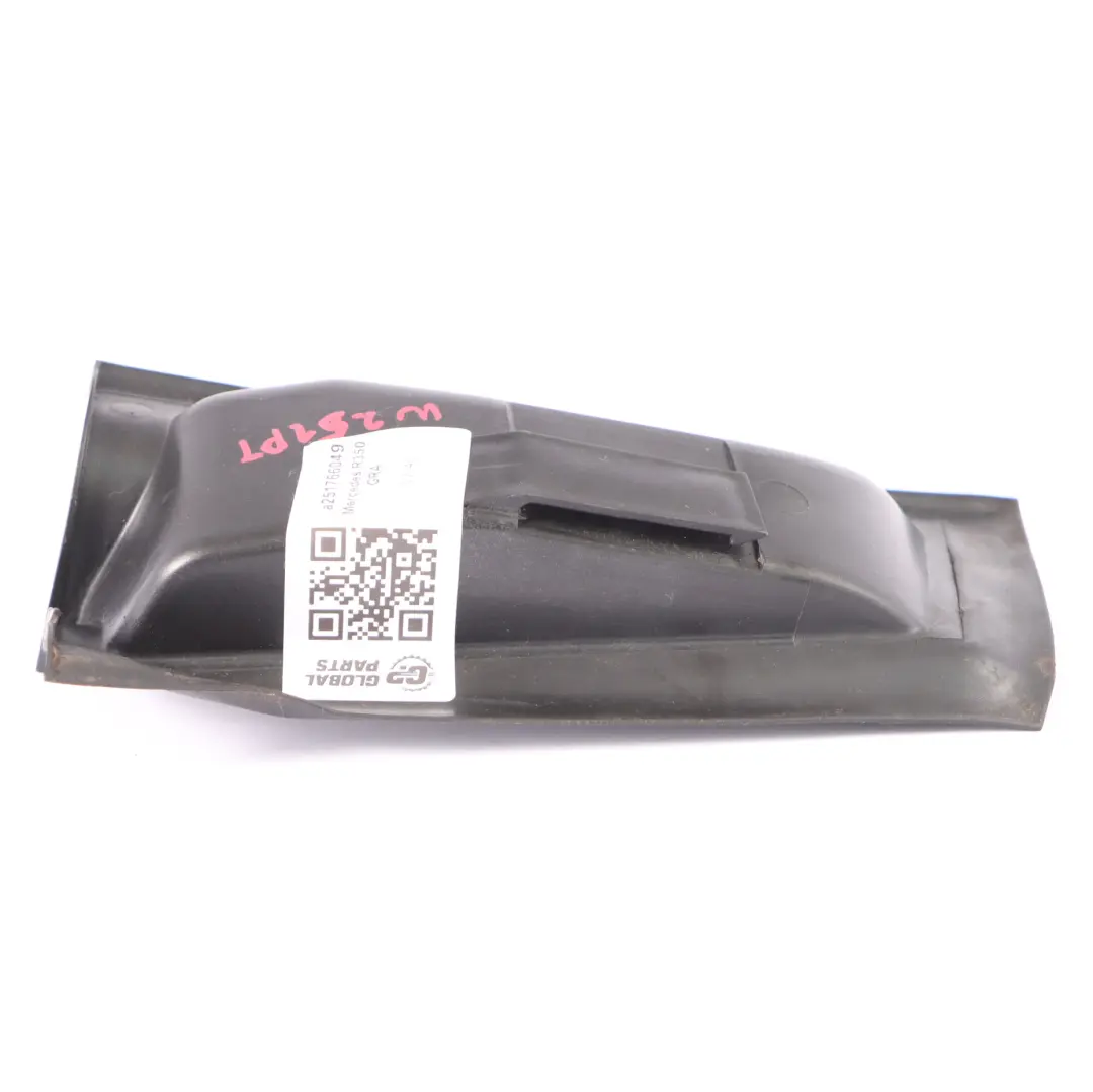 Mercedes W251 Garniture intérieure porte arrière droite - SKU A2517660491 - Numéro de pièce A2517660491