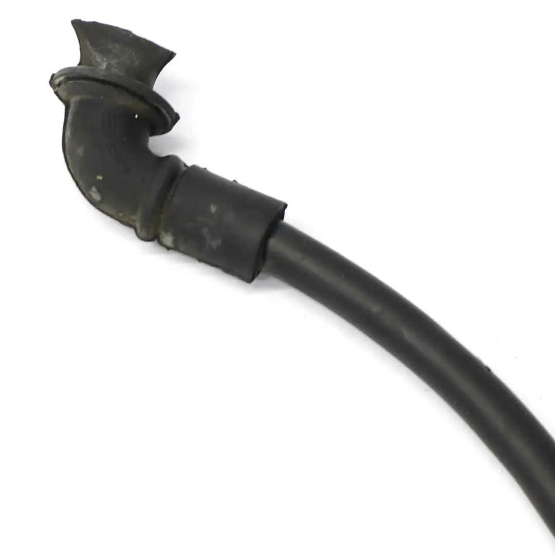 Canal de drenaje de agua del techo delantero izquierdo para Mercedes W251 con número de pieza A2517850301 Mercedes W251 Canal de drenaje de agua del techo delantero izquierdo - SKU A2517850301 - Número de pieza A2517850301