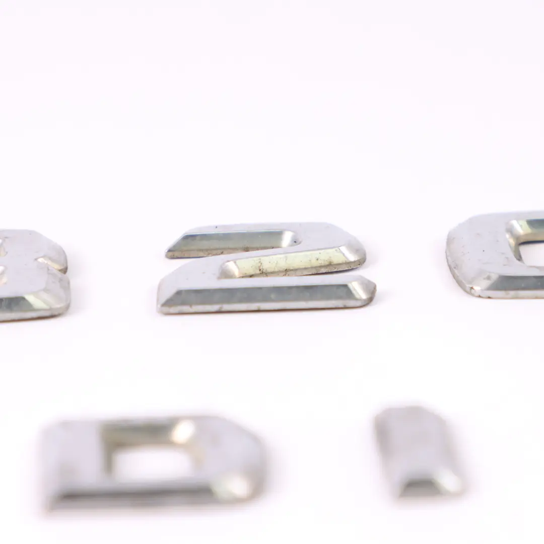 Mercedes W251 Emblème coffre arrière Lettrage adhésif pour badges - SKU A2518170115 - Numéro de pièce A2518170115